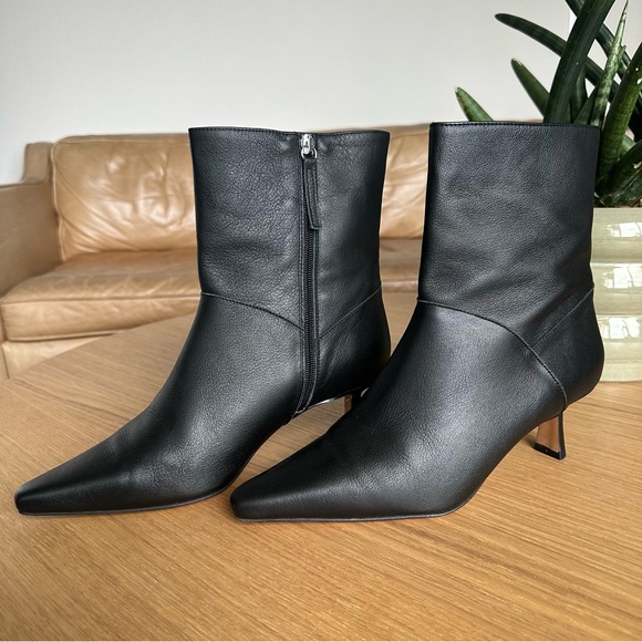 INTENTIONALLY BLANK SISSY ANKLE BOOT - BLACK - Picture 3 of 10